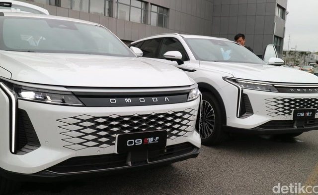 Bedah Teknologi Daihatsu Rocky Hybrid yang Bikin Irit BBM dan Kencang Akselerasi