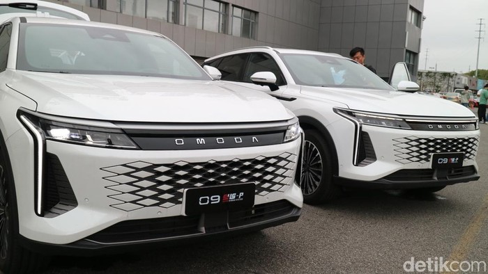 Bedah Teknologi Daihatsu Rocky Hybrid yang Bikin Irit BBM dan Kencang Akselerasi